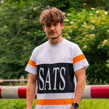 Lade das Bild in den Galerie-Viewer, Bitcoin SATS Shirt - made in Portugal (LIMITED DROP)
